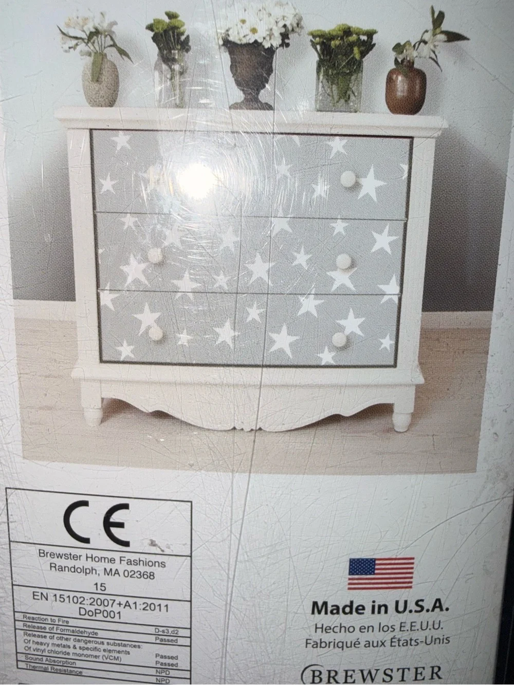 Nuwallpaper peel and stick wallpaper star print NEW one roll - made in the USA